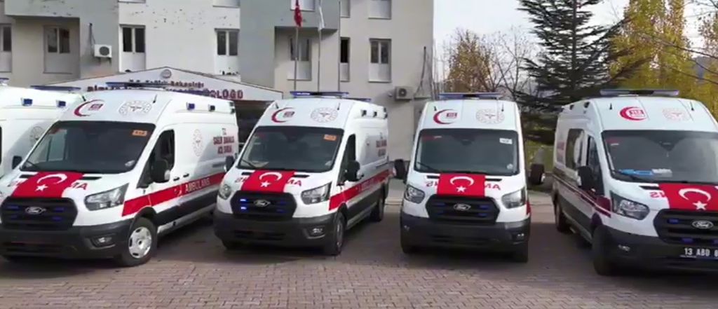 Bitlis'e 7 adet yeni ambulans