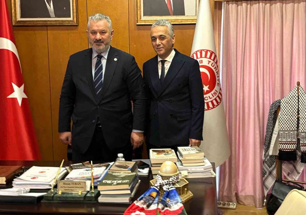 HEKİMSEN Genel Başkanı Uzm. Dr. Adil Kurban'dan Hekimlik Meslek Kanunu çağrısı